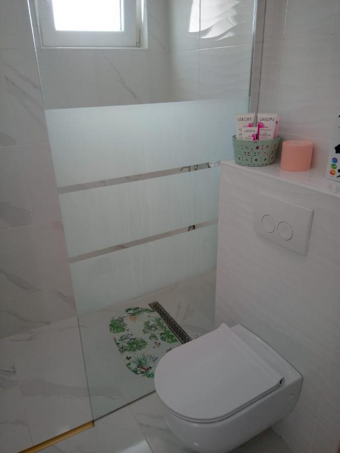 Apartmani Doris Gradac  Εξωτερικό φωτογραφία